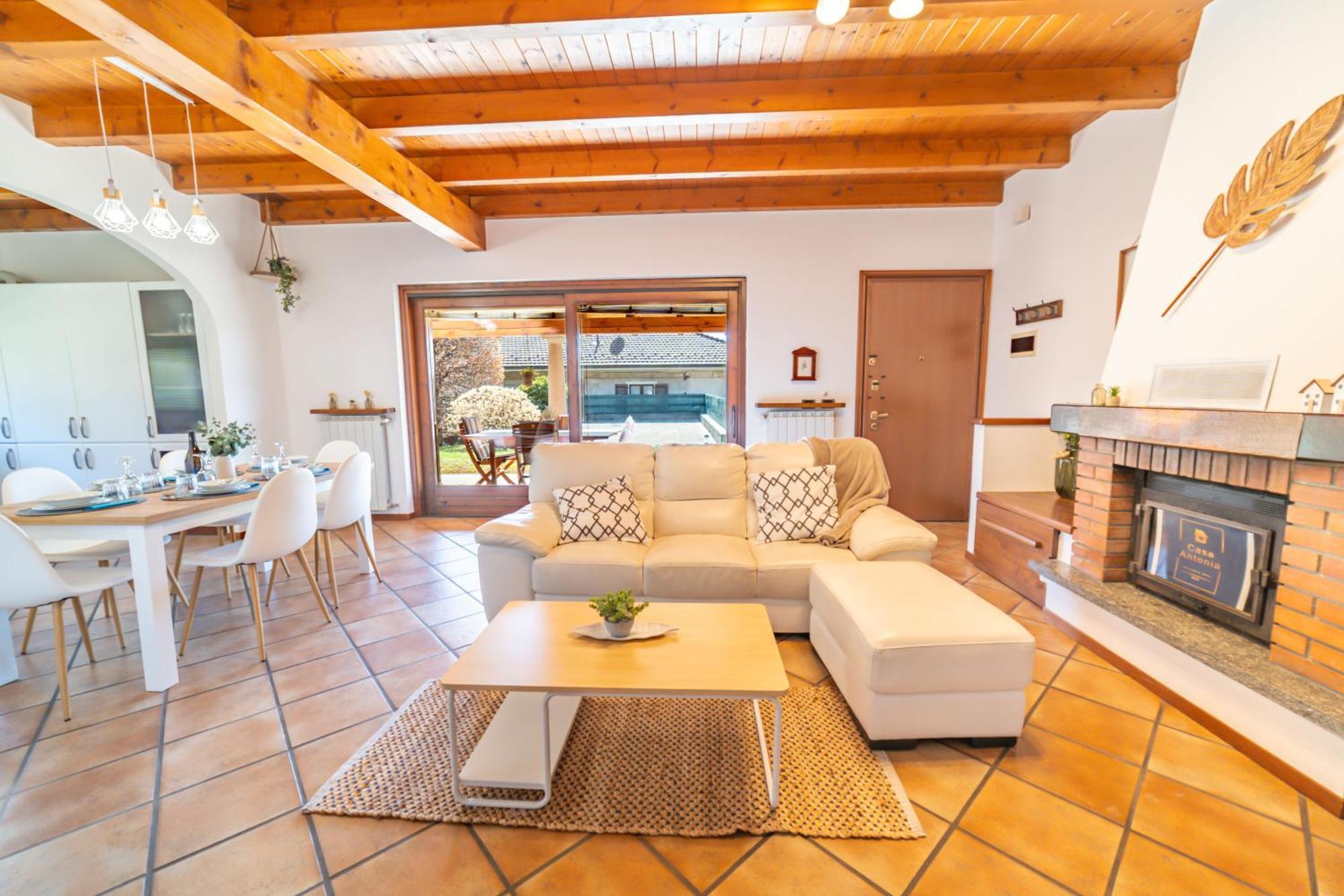 아르메노 Casa Antonia Tra Laghi & Monti 빌라 외부 사진