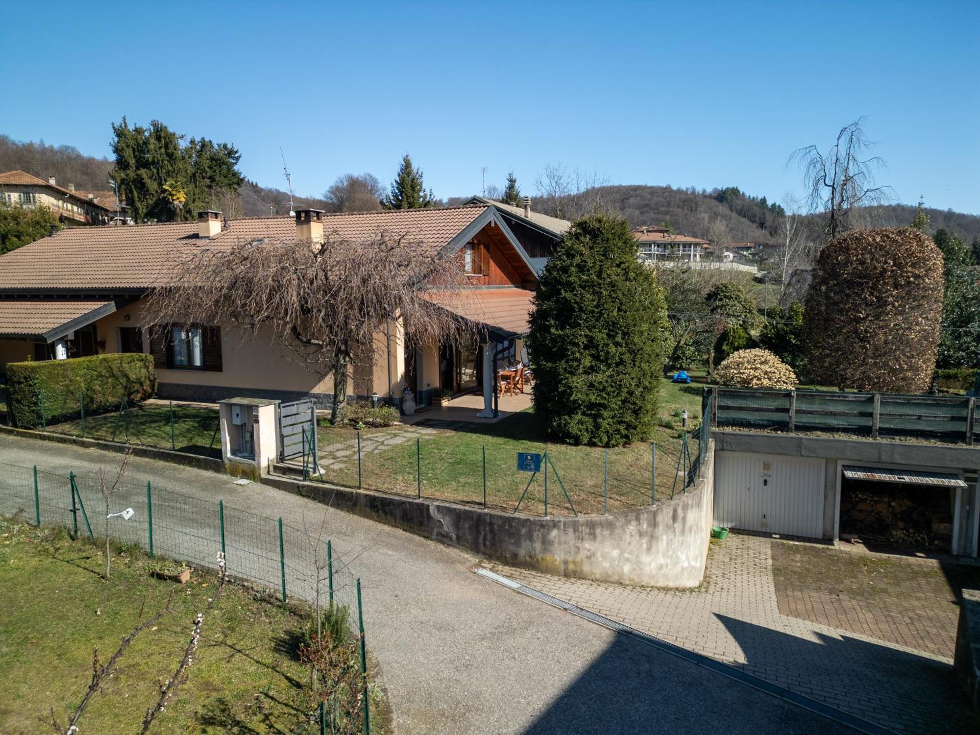아르메노 Casa Antonia Tra Laghi & Monti 빌라 외부 사진